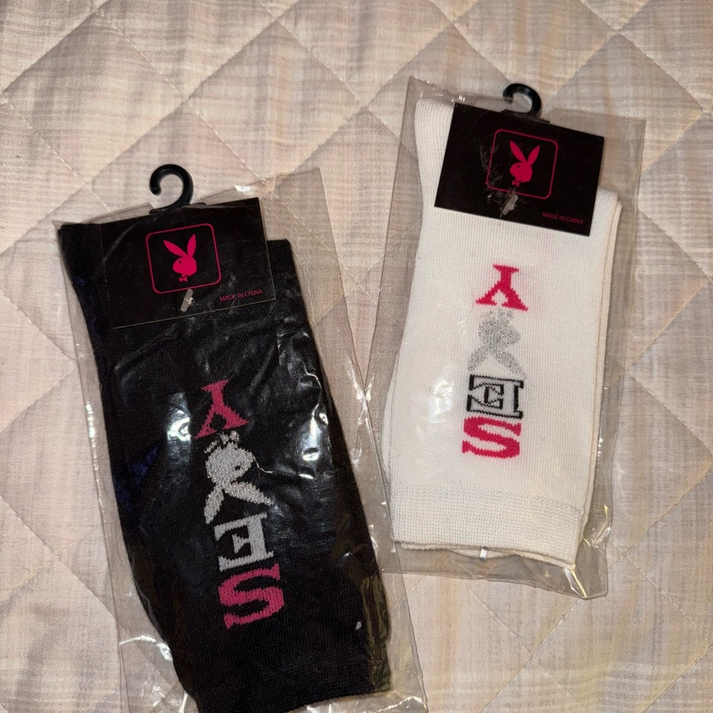 2 PACK OF PLAYBOY Women’s Black and White Casual Socks. NWT